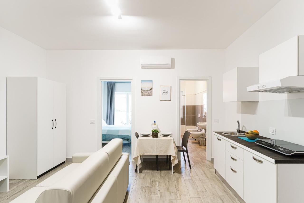 Aparthotel Le Marine Bisceglie Ngoại thất bức ảnh