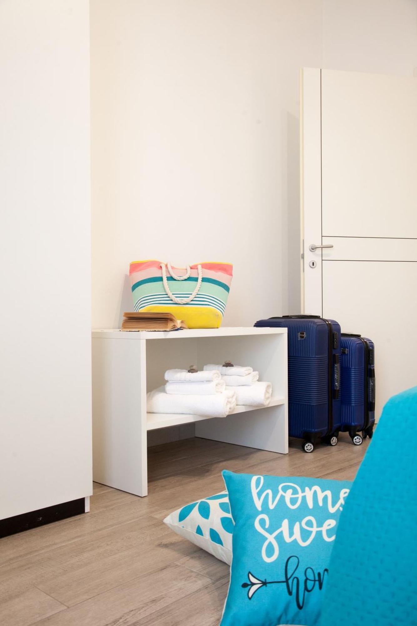 Aparthotel Le Marine Bisceglie Ngoại thất bức ảnh